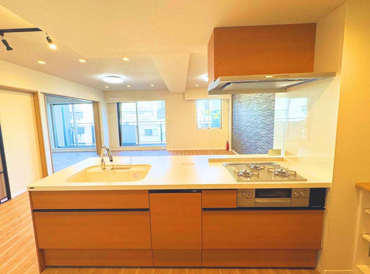 横須賀汐入ハイム2号棟