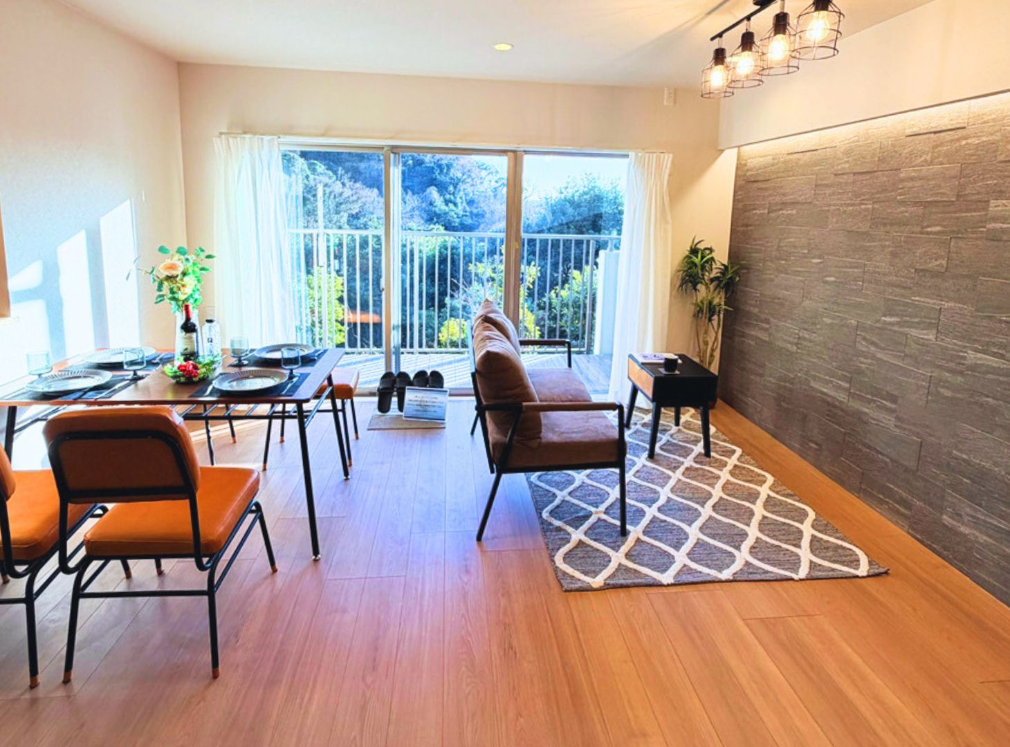 サングレイス能見台南