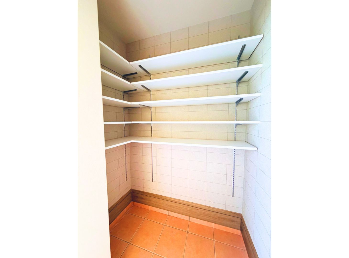 横須賀市安浦町1丁目　新築戸建