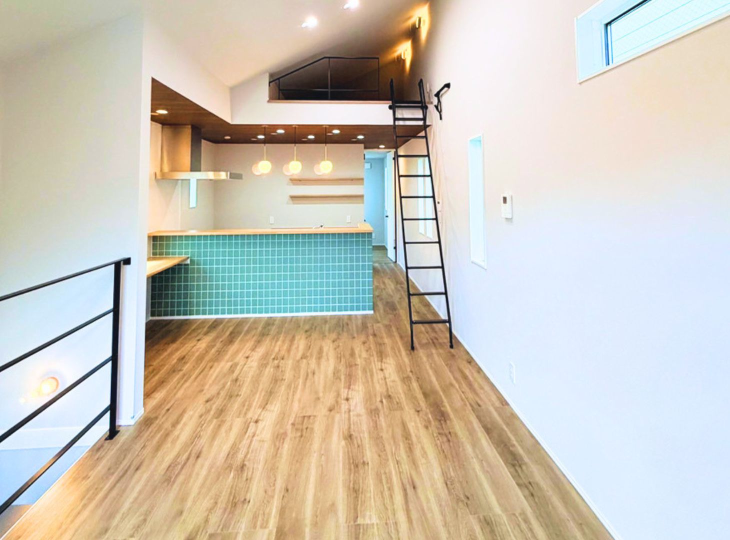 横浜市金沢区六浦3丁目　新築戸建