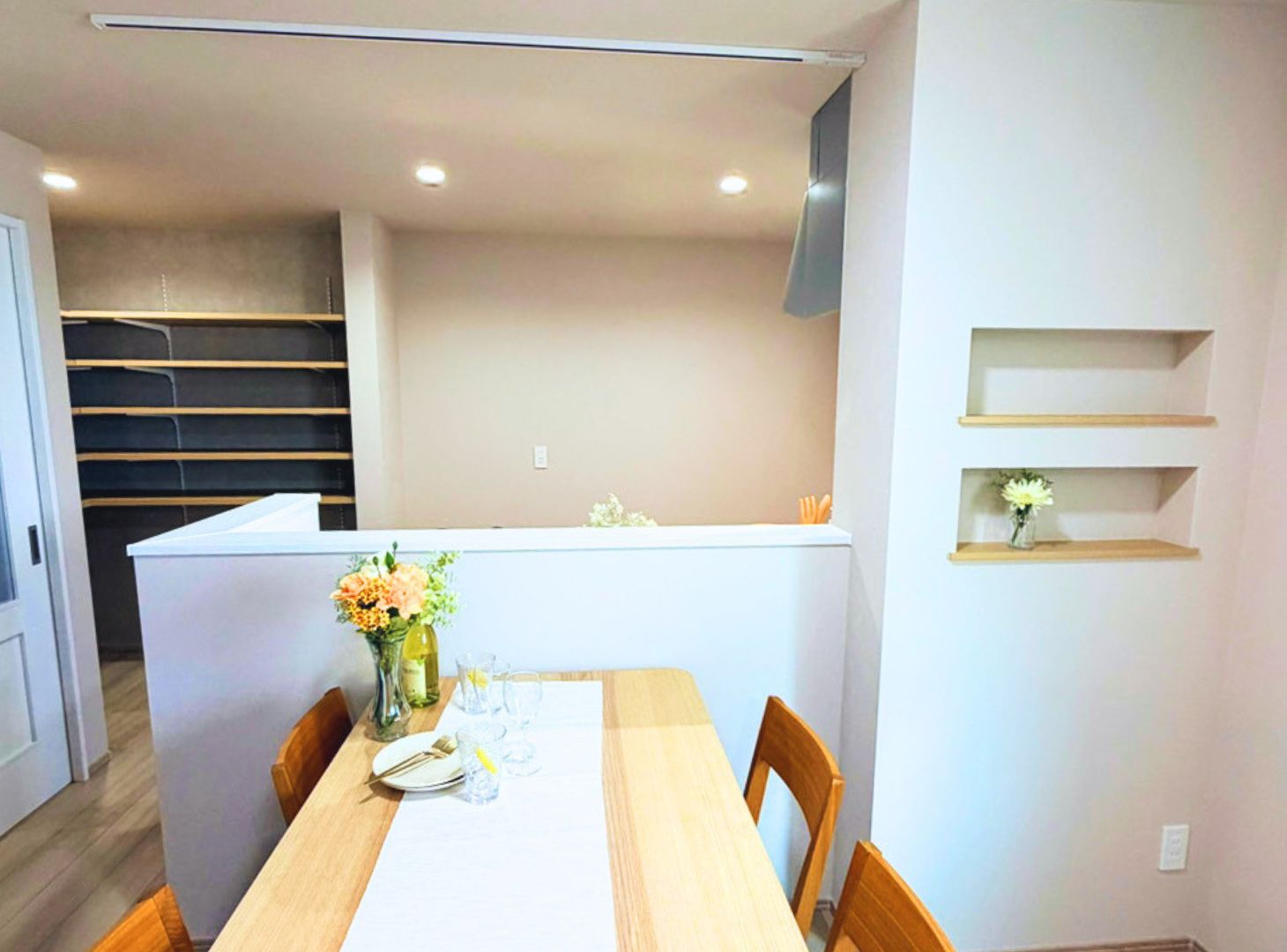 横須賀市安浦町１丁目 新築戸建 2号棟