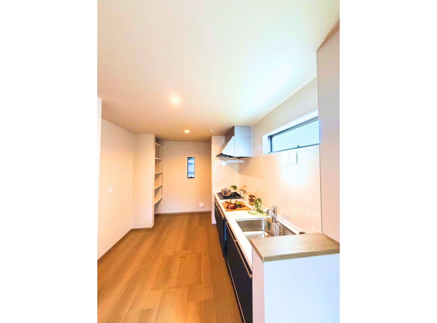 横須賀市安浦町1丁目　新築戸建