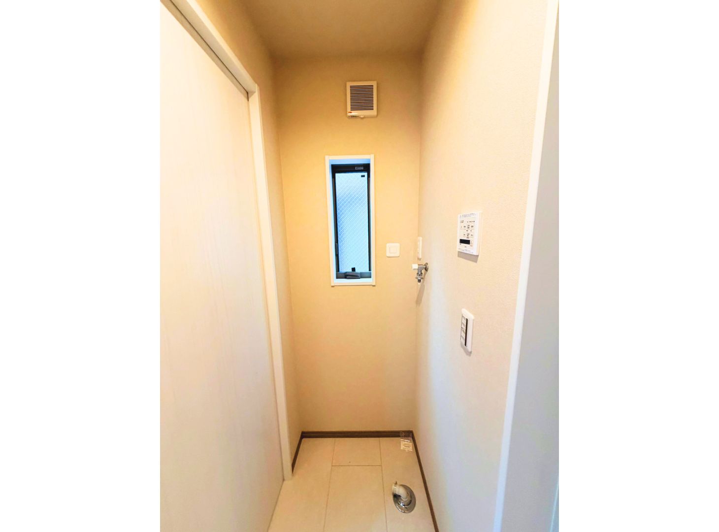 横須賀市安浦町1丁目　新築戸建