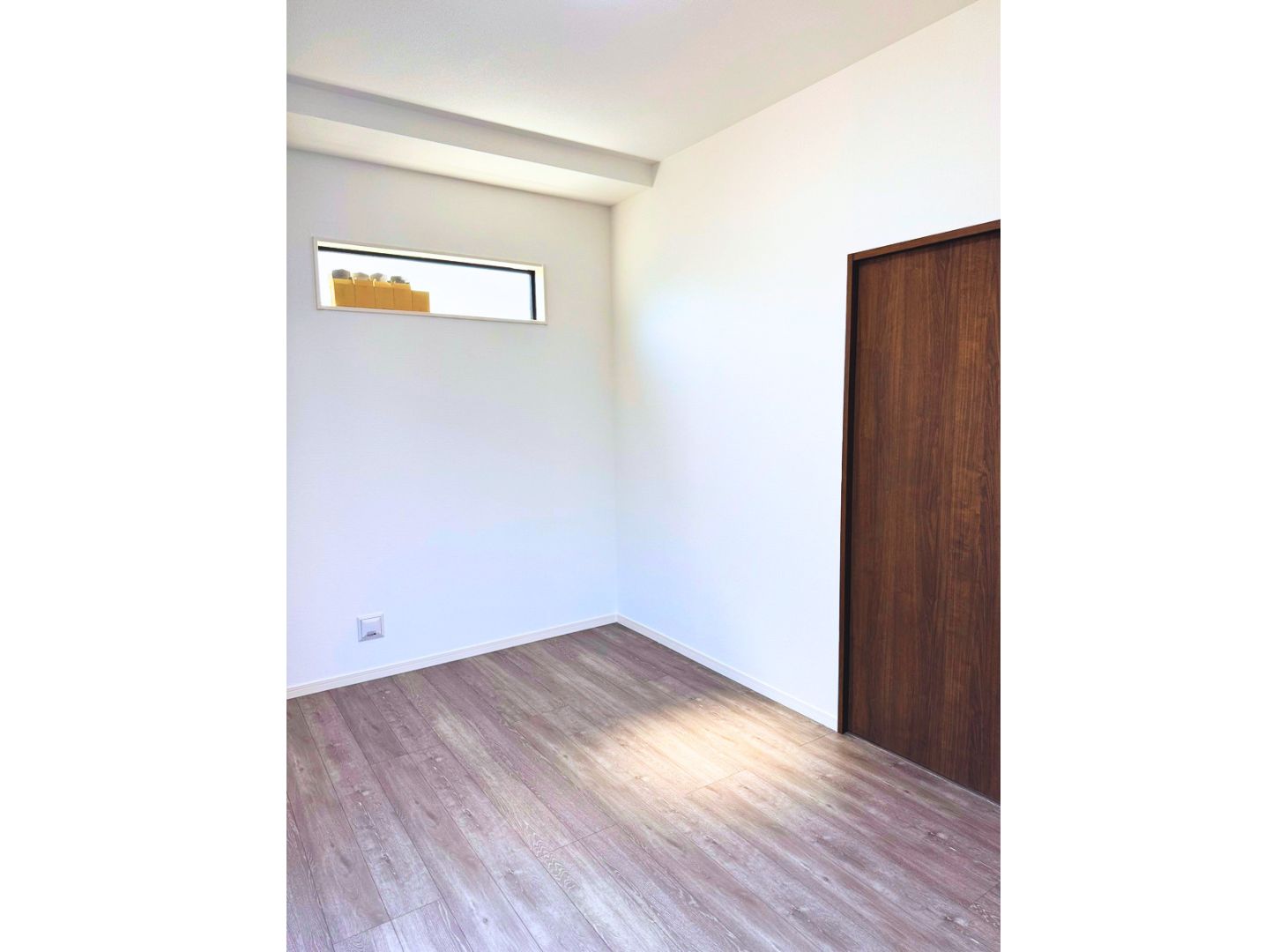 六浦南1丁目 新築戸建